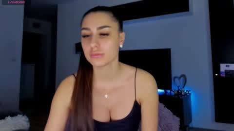 k_chic1 online show from 02-09-25, 09:17