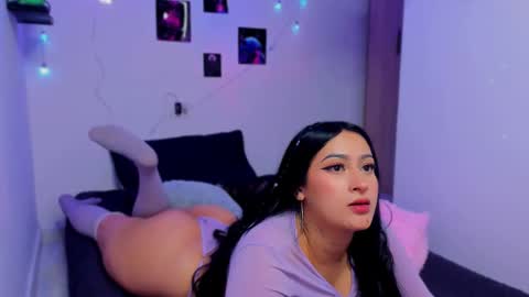 Snapshot of kaaiiri chatting on 02-25-25, 06:14 Kaaiiri online show from 02-25-25, 06:14