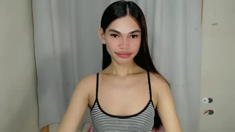 Snapshot of kaamy_dake chatting on 01-27-25, 06:31 KAAMY online show from 01-27-25, 06:31