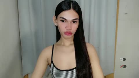 Snapshot of kaamy_dake chatting on 01-27-25, 11:00 KAAMY online show from 01-27-25, 11:00