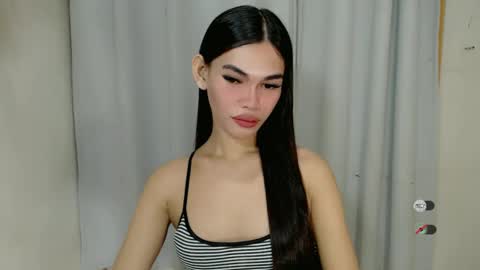 Snapshot of kaamy_dake chatting on 02-26-25, 02:25 KAAMY online show from 02-26-25, 02:25