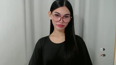 Snapshot of kaamy_dake chatting on 10-26-25, 01:06 KAAMY online show from 10-26-25, 01:06