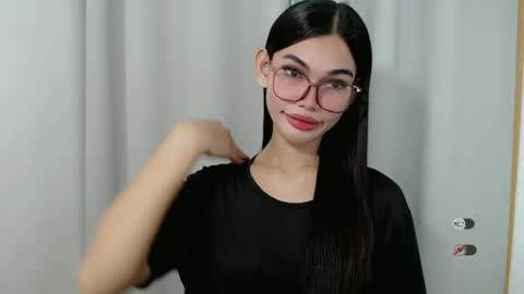 Snapshot of kaamy_dake chatting on 11-01-25, 01:46 KAAMY online show from 11-01-25, 01:46