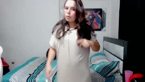 Snapshot of kabic_dragon736 chatting on 09-17-25, 04:58 Kabic  online show from 09-17-25, 04:58