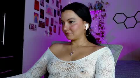 Snapshot of kablue_ chatting on 01-24-25, 04:05 IG kablue 1 online show from 01-24-25, 04:05