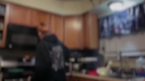 Kac online show from 11-19-25, 02:22