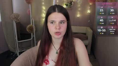 Snapshot of kacey_love chatting on 06-11-26, 02:04 Kacey online show from 06-11-26, 02:04