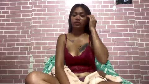 Emma online show from 03-31-26, 02:39