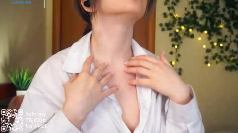 Snapshot of kacyboone chatting on 10-01-25, 05:35 Tate online show from 10-01-25, 05:35