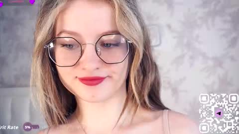 Snapshot of kacyboone chatting on 11-12-25, 06:47 Tate online show from 11-12-25, 06:47