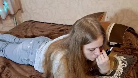 Snapshot of kacyboone chatting on 12-22-25, 06:10 Tate online show from 12-22-25, 06:10