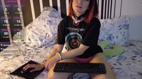 Snapshot of kad_kad chatting on 01-10-25, 08:26 Kanela online show from 01-10-25, 08:26