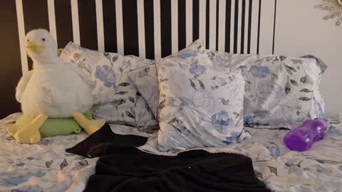 Snapshot of kad_kad chatting on 01-19-25, 04:46 Kanela online show from 01-19-25, 04:46