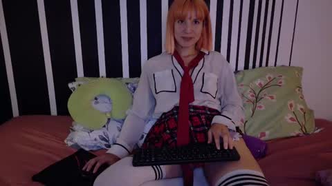 Snapshot of kad_kad chatting on 03-11-25, 12:00 Kanela online show from 03-11-25, 12:00