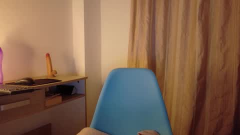 Snapshot of kad_kad chatting on 10-15-25, 11:38 Kanela online show from 10-15-25, 11:38