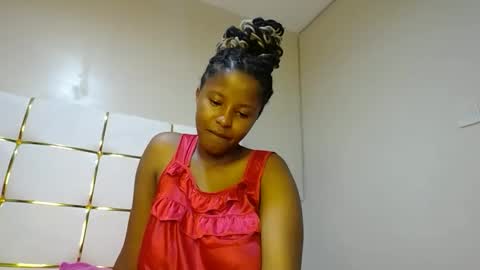 Snapshot of kadime001 chatting on 02-19-25, 08:52 kadime online show from 02-19-25, 08:52
