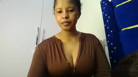 Snapshot of kadime001 chatting on 09-08-25, 04:50 kadime online show from 09-08-25, 04:50