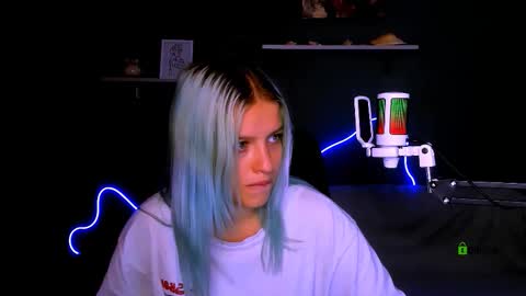 kaela_spell_ online show from 09-16-25, 05:19