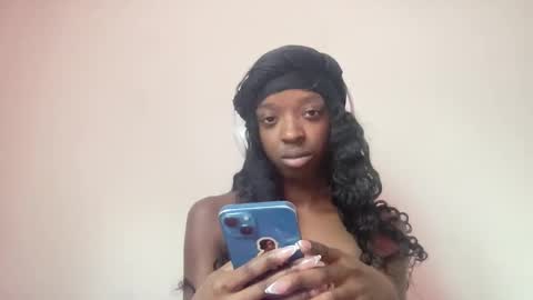 Snapshot of kaethebratdoll chatting on 05-09-26, 08:14 Kae the Brat online show from 05-09-26, 08:14