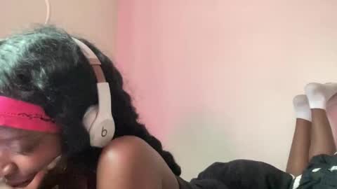 Snapshot of kaethebratdoll chatting on 05-16-26, 09:57 Kae the Brat online show from 05-16-26, 09:57