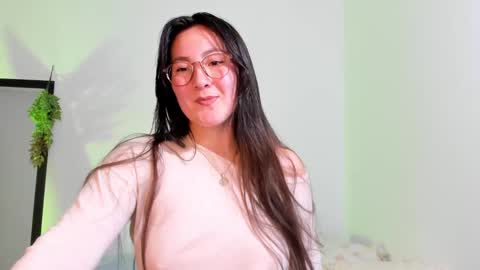 ChloeIndependient model online show from 02-24-25, 05:20