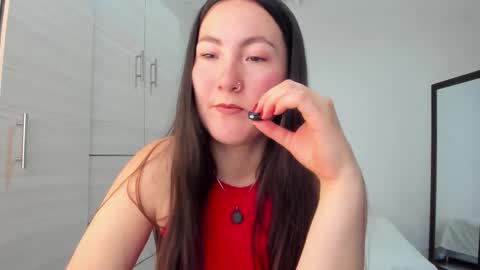 ChloeIndependient model online show from 11-12-25, 05:02