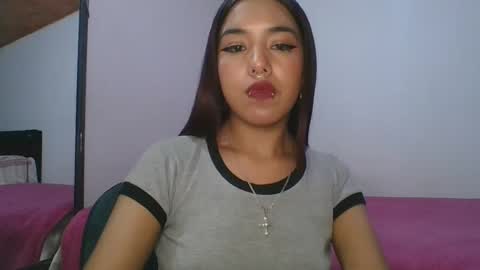 KAHELIINDEPENDENT MODEL online show from 01-23-25, 11:26