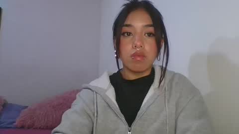 KAHELIINDEPENDENT MODEL online show from 02-15-25, 04:14