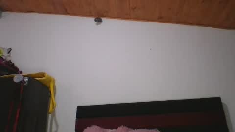 KAHELIINDEPENDENT MODEL online show from 10-07-25, 08:39