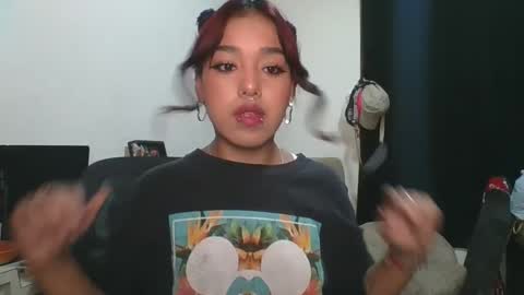 KAHELIINDEPENDENT MODEL online show from 10-11-25, 09:57