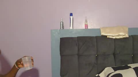 kai91799 online show from 12-16-25, 09:03