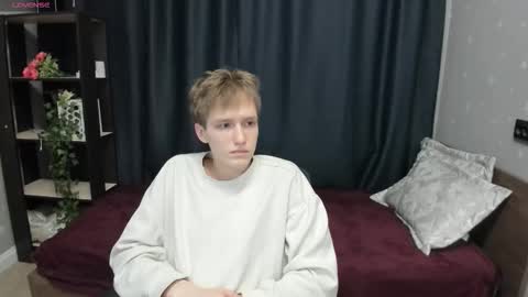 Snapshot of kai_milller chatting on 03-23-26, 01:09 Kai online show from 03-23-26, 01:09