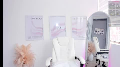    online show from 03-09-25, 06:11