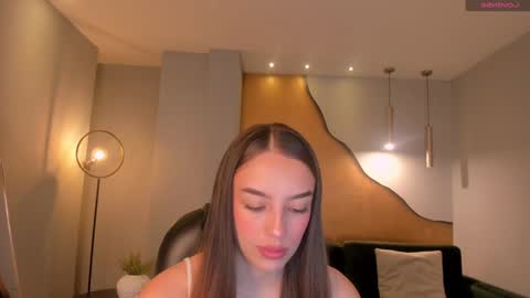 Kaia Ferreira online show from 01-29-25, 12:13