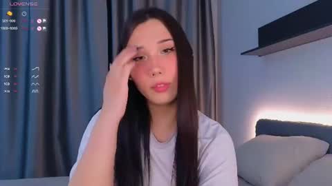 Kaia Sunshine online show from 07-11-26, 01:25