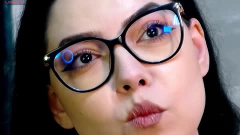 Kaila Lewis online show from 01-14-26, 06:24