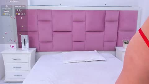 Snapshot of kaily_sweet1 chatting on 11-09-25, 11:19 kelly online show from 11-09-25, 11:19