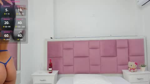 Snapshot of kaily_sweet1 chatting on 11-26-25, 11:11 kelly online show from 11-26-25, 11:11