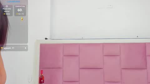 Snapshot of kaily_sweet1 chatting on 12-14-25, 11:15 kelly online show from 12-14-25, 11:15