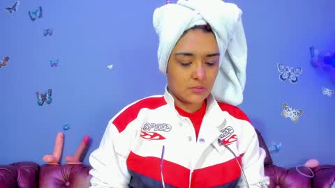 kaira_mosse_ online show from 04-11-26, 11:14