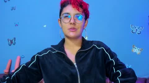 kaira_mosse_ online show from 04-25-26, 11:35