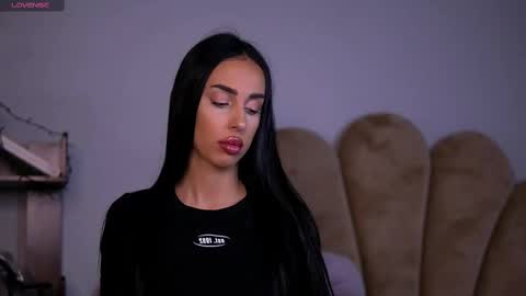 Kaira online show from 02-11-25, 07:27