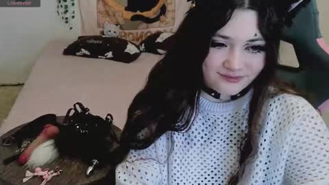 Kessy online show from 10-19-25, 06:36