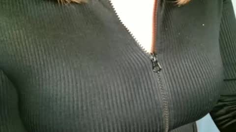 Kaitlin online show from 04-21-26, 10:32