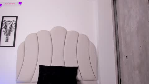 Kaity Lane online show from 01-21-25, 07:50