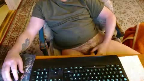 Leon online show from 09-20-25, 01:56