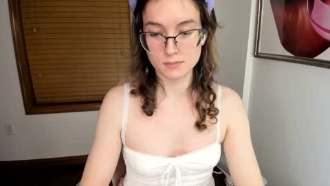 Kaiya    online show from 02-06-25, 07:45