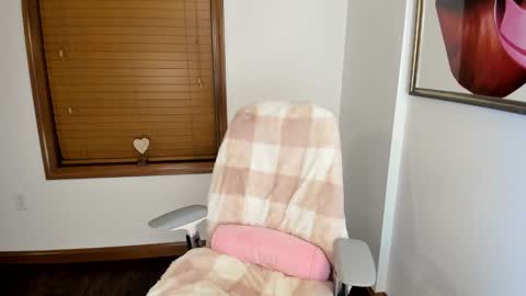 Kaiya    online show from 02-17-25, 01:04