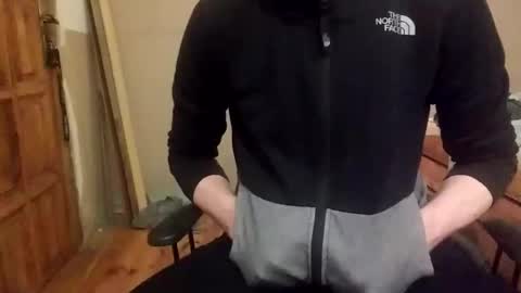 Snapshot of kajtek1979 chatting on 02-08-25, 01:43 Olik1979 online show from 02-08-25, 01:43