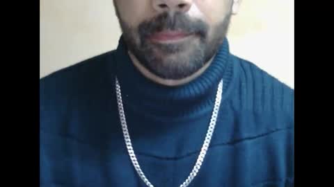 Vicky online show from 01-13-25, 05:12